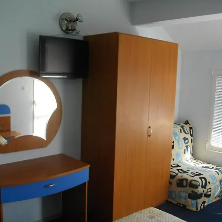 Fresh Kiten Hotel
