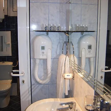 Fresh Kiten Hotel