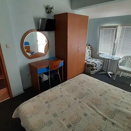 Fresh Kiten Hotel